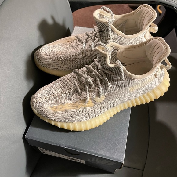 Yeezy Boost 350 V2 static non reflective - Picture 1 of 6